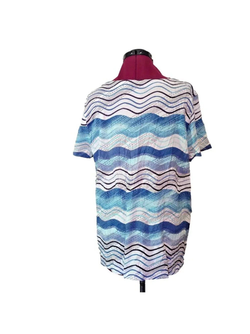 Chicos Multicolor Asymmetrical Top 3 XL 16 Button Accent Neckline Blouse Knit